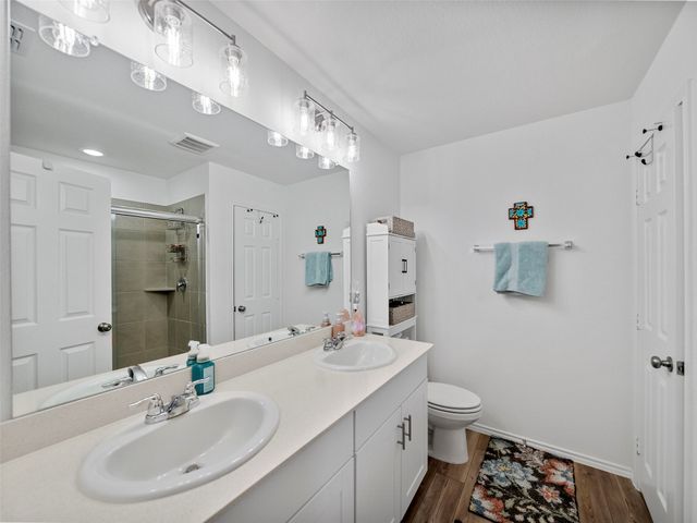 1916 Winding Creek Way, Denton, TX 76208