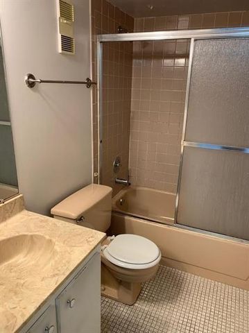 7840 NW 50TH Street 108, Lauderhill, FL 33351