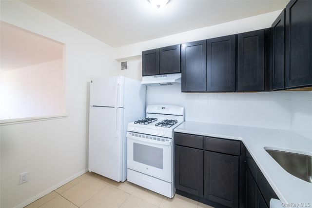 125 Lake Street 11-K North, White Plains, NY 10604