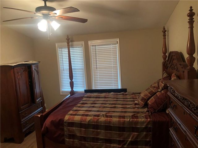 4744 Chickasaw SE Way, Acworth, GA 30102