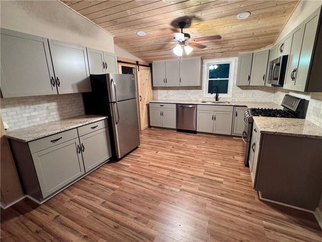 4744 Chickasaw SE Way, Acworth, GA 30102