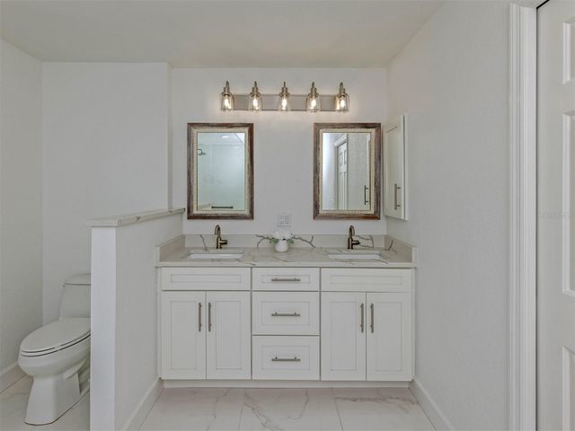 1428 GLENEAGLES DRIVE, Venice, FL 34292