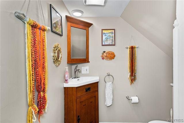 41 Elmwood Avenue, Buffalo, NY 14201