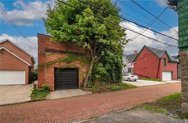 41 Elmwood Avenue, Buffalo, NY 14201