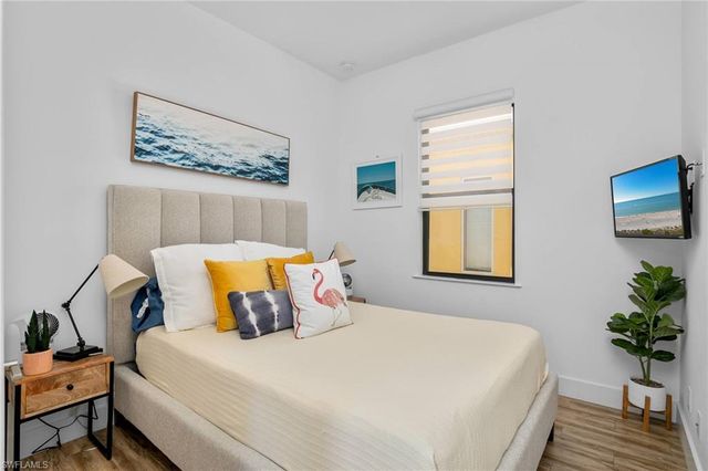 3016 Van Buren AVE, Naples, FL 34112