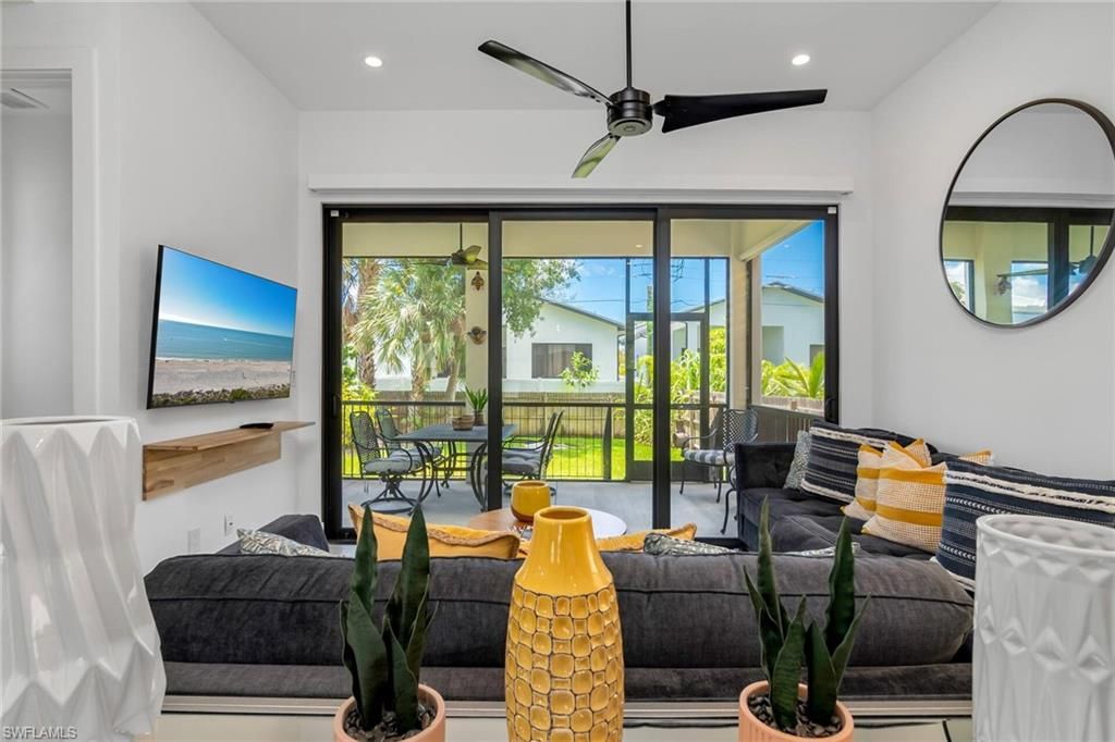 3016 Van Buren AVE, Naples, FL 34112