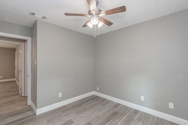 2013 Memphis Drive, Bedford, TX 76022