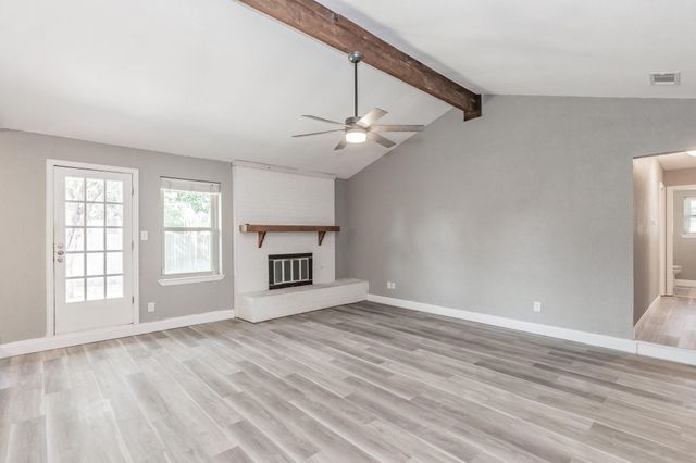 2013 Memphis Drive, Bedford, TX 76022