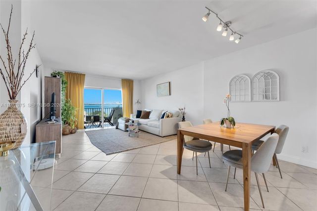 1455 N Treasure Dr PH-G, North Bay Village, FL 33141