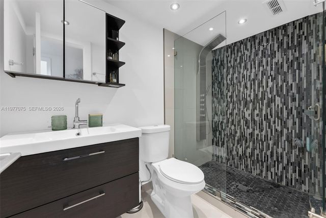 1455 N Treasure Dr PH-G, North Bay Village, FL 33141