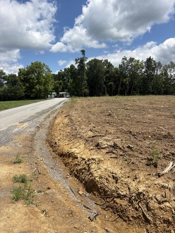 0 Days Rd, Lafayette, TN 37083