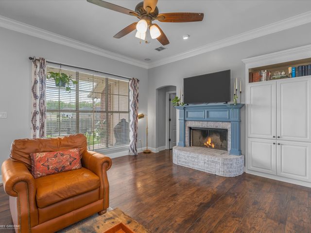 4204 Parkridge Drive, Benton, LA 71006