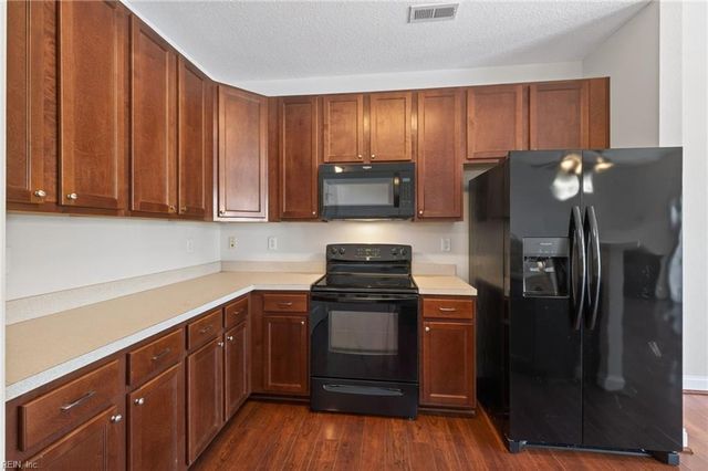 937 Iron Bridge DR, Virginia Beach, VA 23462