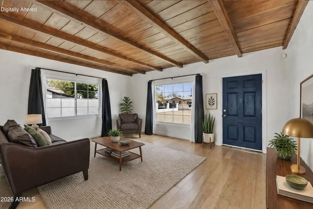 3301 W LYNWOOD Street, Phoenix, AZ 85009