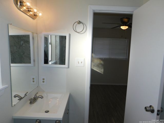 923 SPRING PARK ST, San Antonio, TX 78227