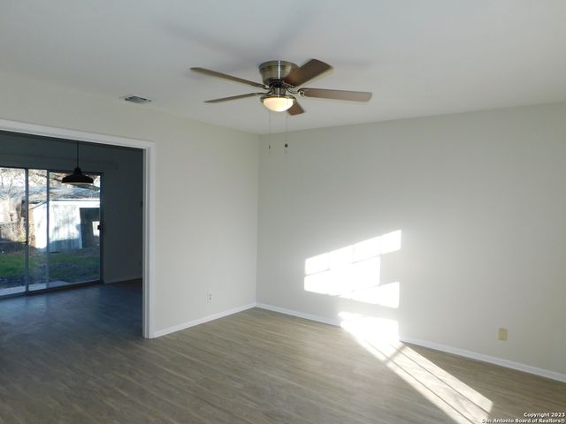 923 SPRING PARK ST, San Antonio, TX 78227