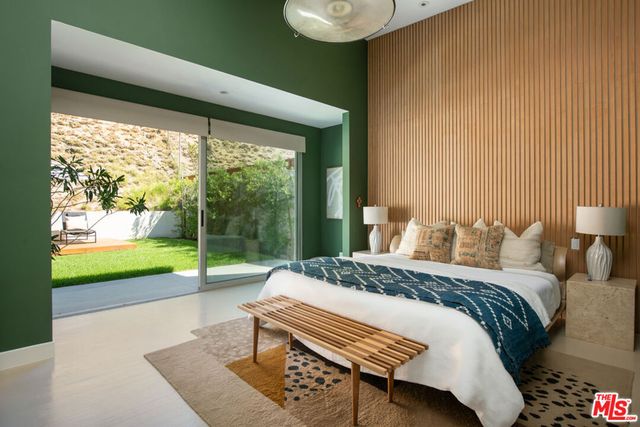 8137 Amor Road, Los Angeles, CA 90046