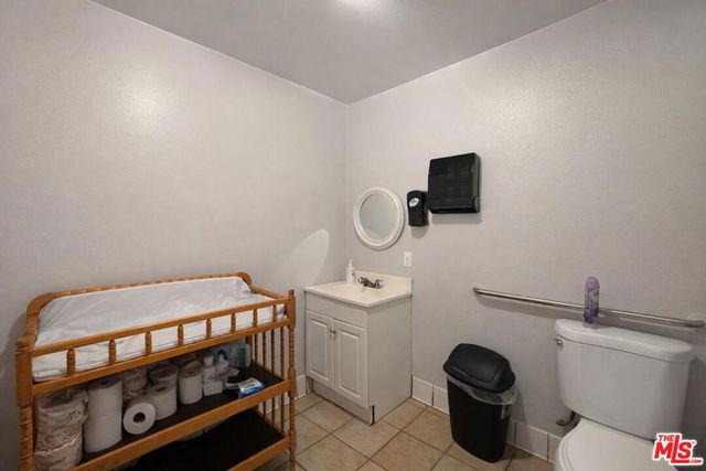 4620 S Central Avenue, Los Angeles, CA 90011