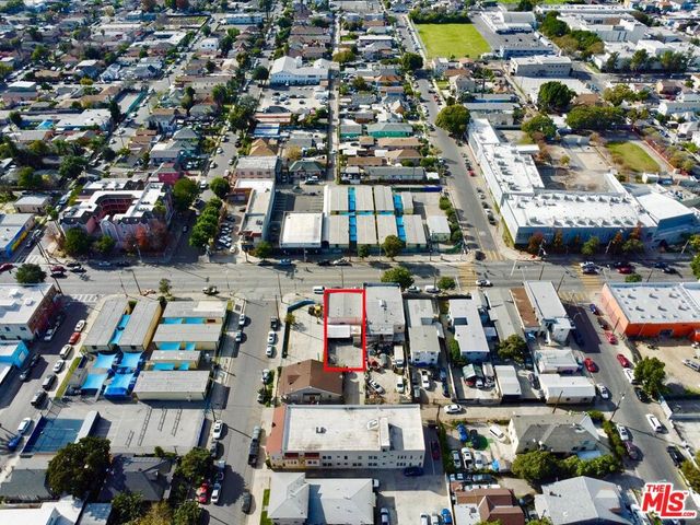 4620 S Central Avenue, Los Angeles, CA 90011