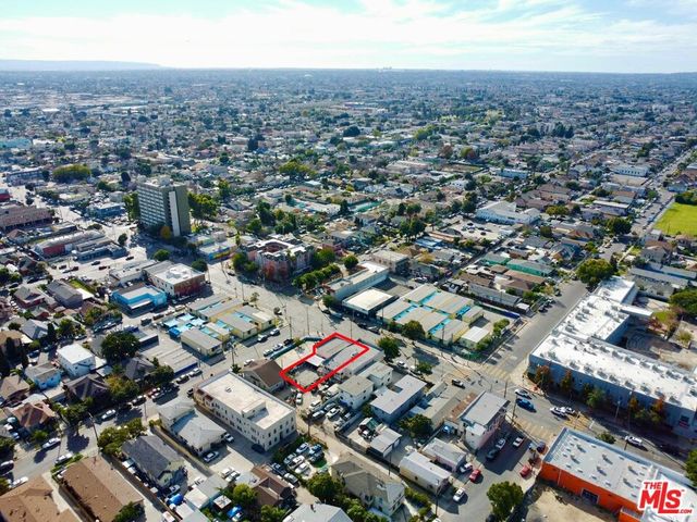 4620 S Central Avenue, Los Angeles, CA 90011