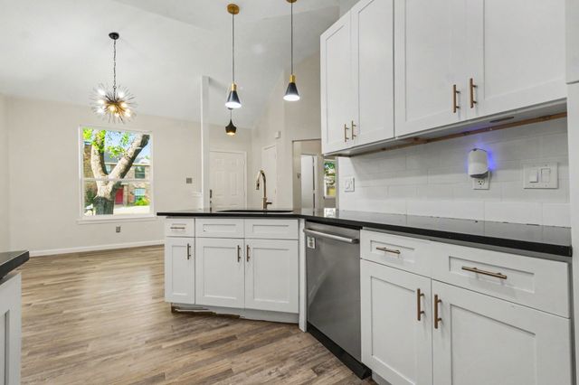 4337 Harvest Hill Road, Carrollton, TX 75010