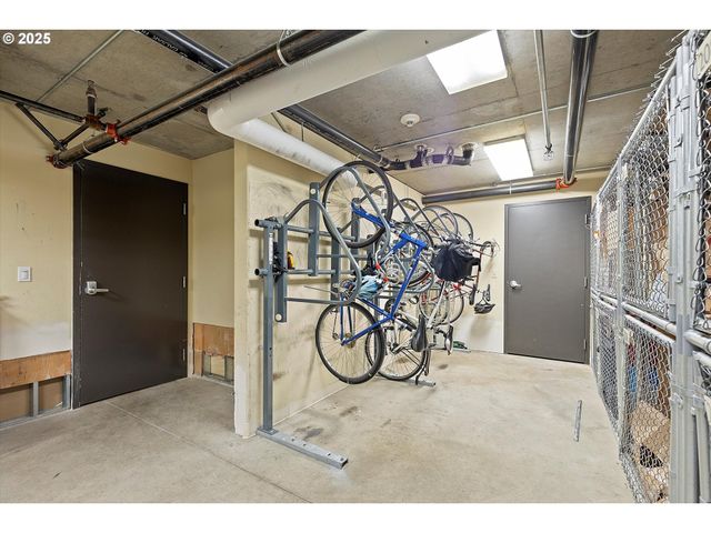 1134 Sw JEFFERSON St 208, Portland, OR 97201