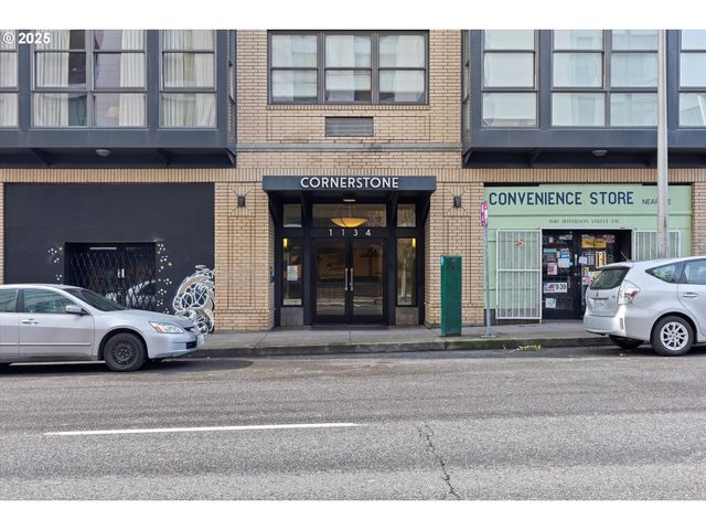 1134 Sw JEFFERSON St 208, Portland, OR 97201