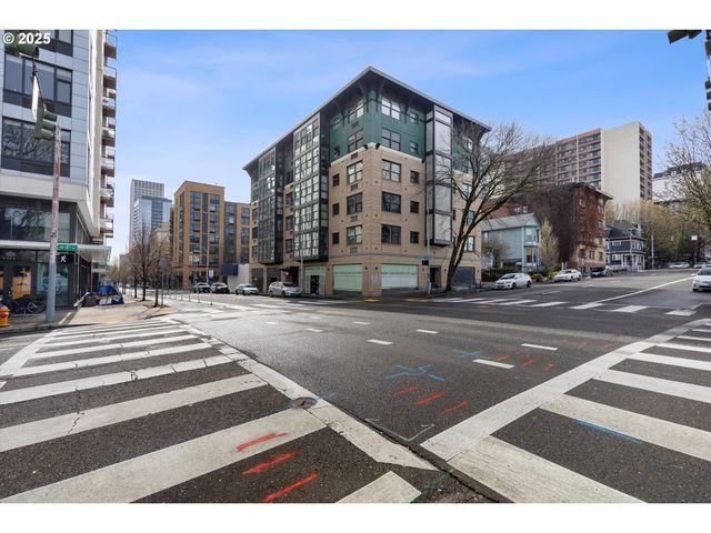1134 Sw JEFFERSON St 208, Portland, OR 97201