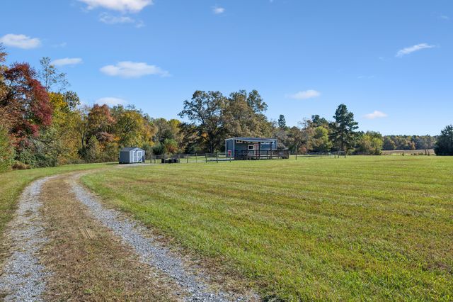 10849 Jim Cummings Hwy, Bradyville, TN 37026