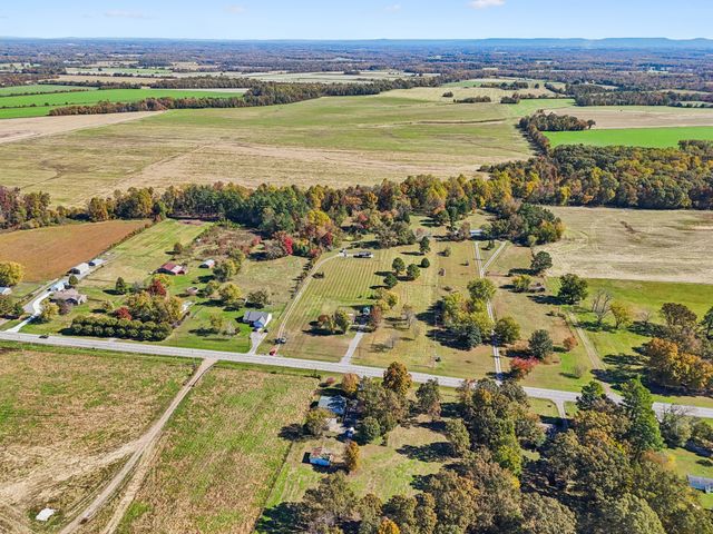 10849 Jim Cummings Hwy, Bradyville, TN 37026