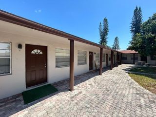 301 NW 35th Court 10, Pompano Beach, FL 33064