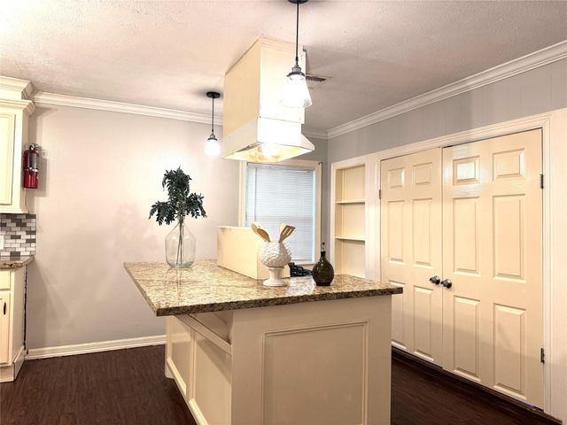 1813 Hatwell Street, Houston, TX 77023