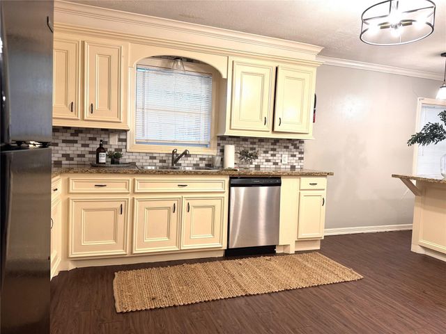 1813 Hatwell Street, Houston, TX 77023