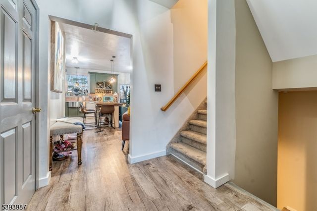 44 Alexandra Way, Clinton Town, NJ 08809