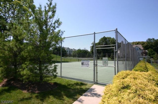 44 Alexandra Way, Clinton Town, NJ 08809