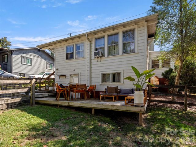 79 Craig Circle, Asheville, NC 28805