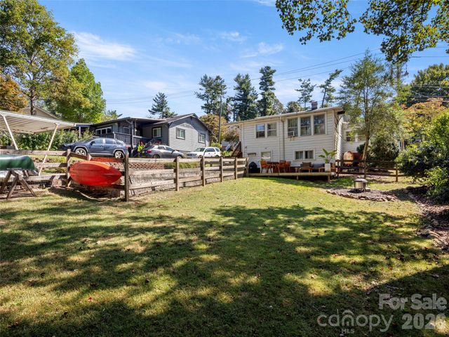 79 Craig Circle, Asheville, NC 28805