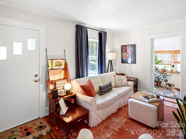 79 Craig Circle, Asheville, NC 28805