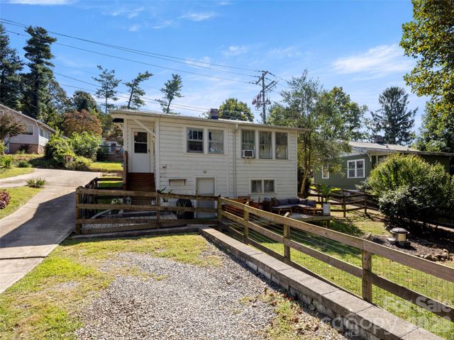 79 Craig Circle, Asheville, NC 28805