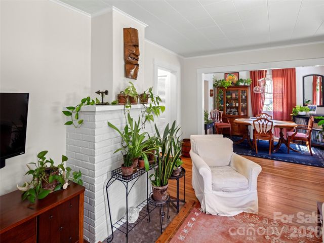 79 Craig Circle, Asheville, NC 28805