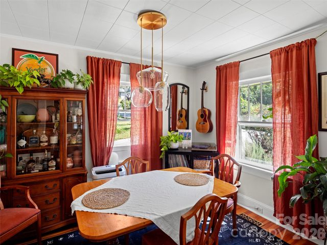 79 Craig Circle, Asheville, NC 28805