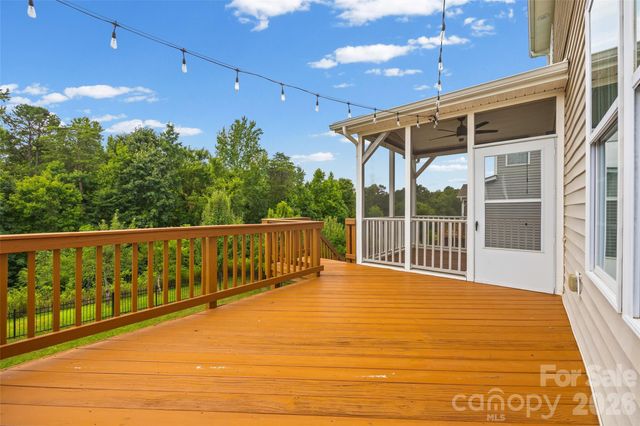 9233 Inverness Bay Road, Charlotte, NC 28278