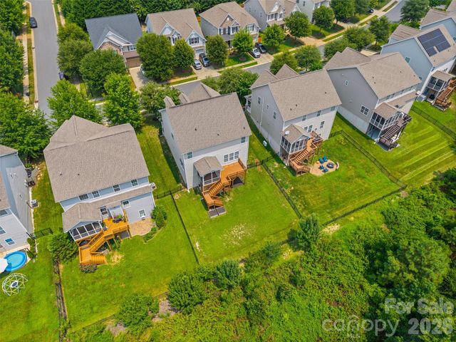 9233 Inverness Bay Road, Charlotte, NC 28278