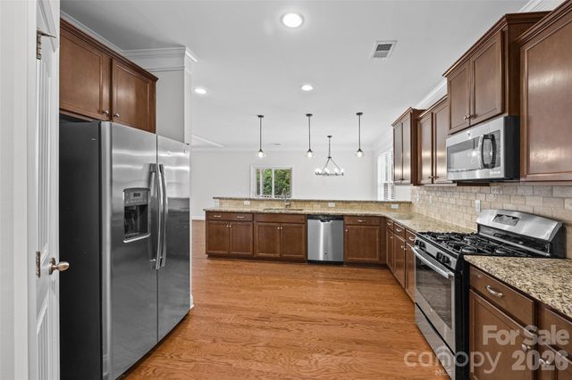 9233 Inverness Bay Road, Charlotte, NC 28278