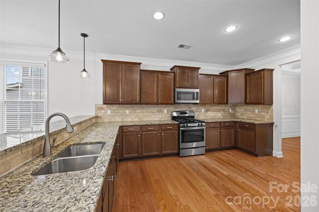 9233 Inverness Bay Road, Charlotte, NC 28278