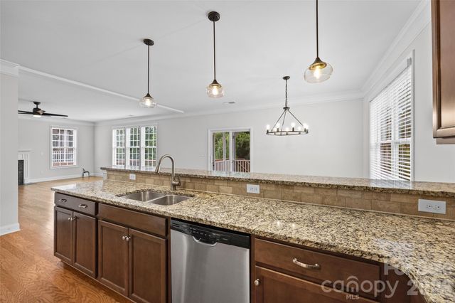9233 Inverness Bay Road, Charlotte, NC 28278
