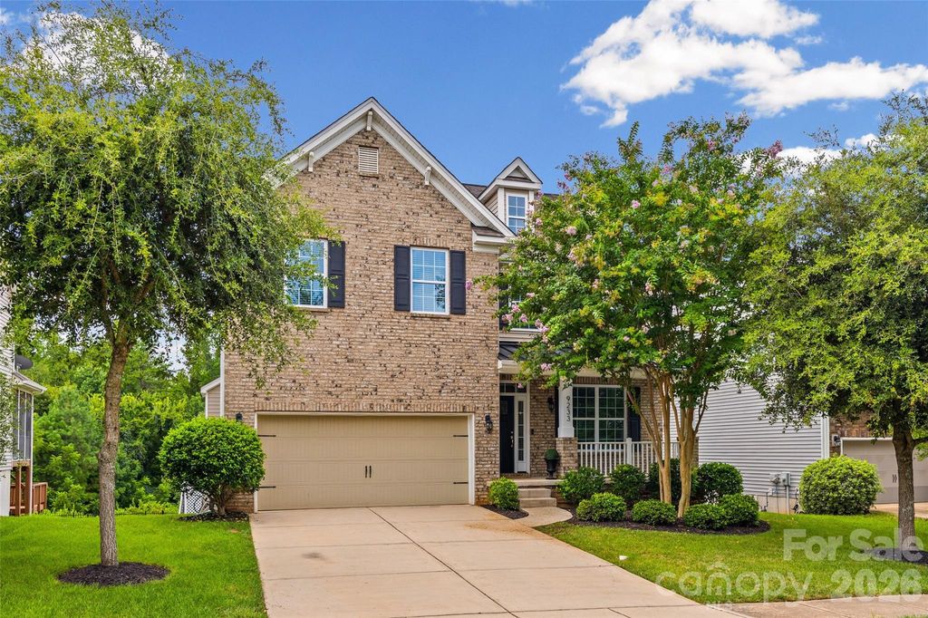 9233 Inverness Bay Road, Charlotte, NC 28278