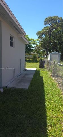 3330 Auburn Blvd, Fort Lauderdale, FL 33312