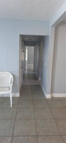 3330 Auburn Blvd, Fort Lauderdale, FL 33312