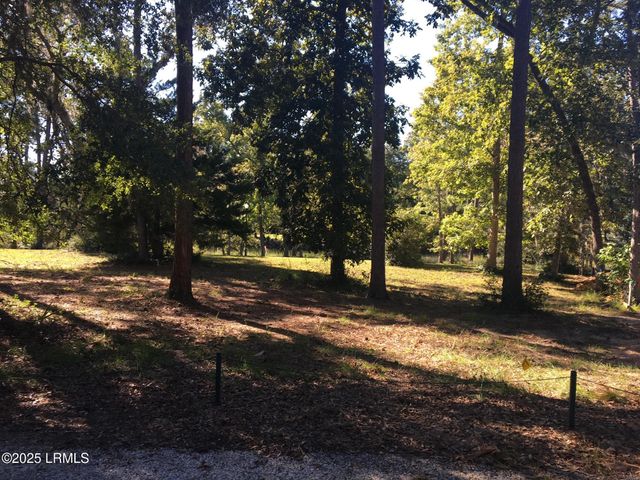 15 Old Bethel, Beaufort, SC 29906